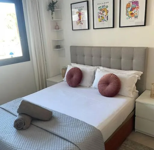 Seas The Day! Marina View Apartamento Dénia